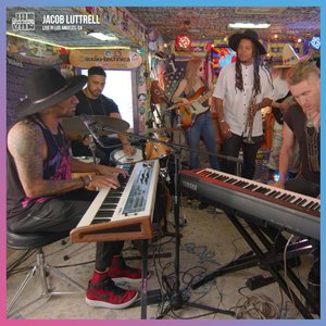 好爽⋯要高潮了⋯快使劲
